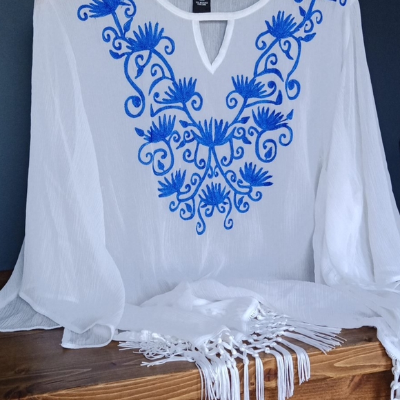 Catherines  tunic - Picture 9 of 9